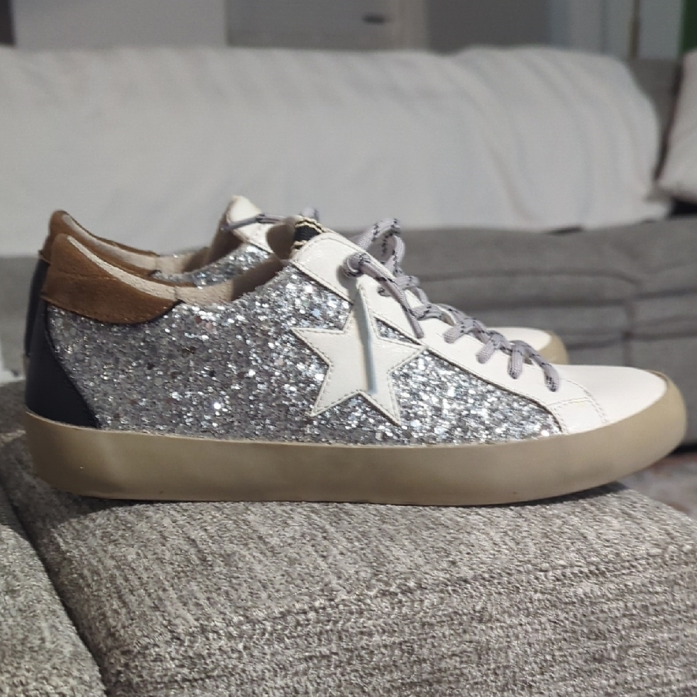 Silver Glitter Star Low-Top Sneakers - Women